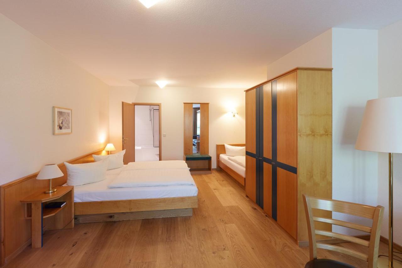 Hotel Garni "Zum Eichwerder" Темплин Экстерьер фото